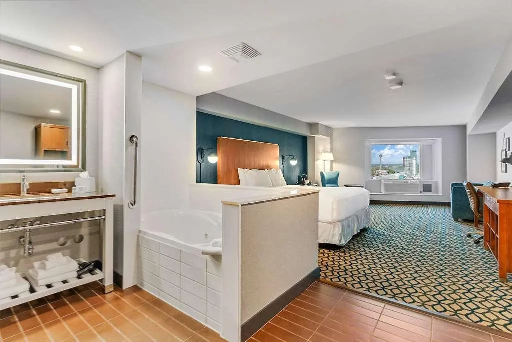 Wyndham Grand Fallsview Niagarawatervallen
